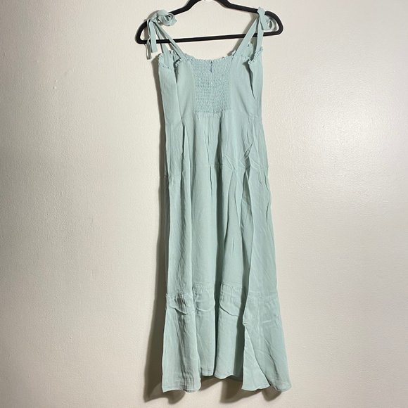 Reformation Peptites Nikita Dress in Celadon - Picture 8 of 12